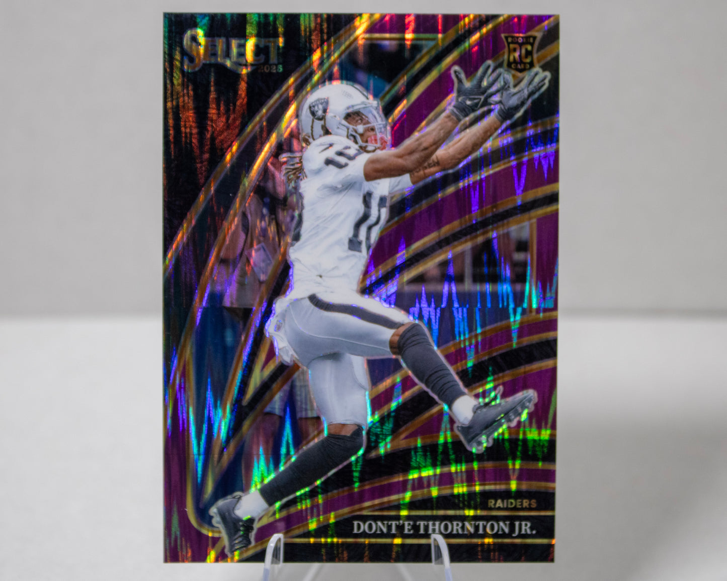 Don’t’e Thornton Jr. – Panini Select Club Level Prizm Rookie /699 (No. 206)