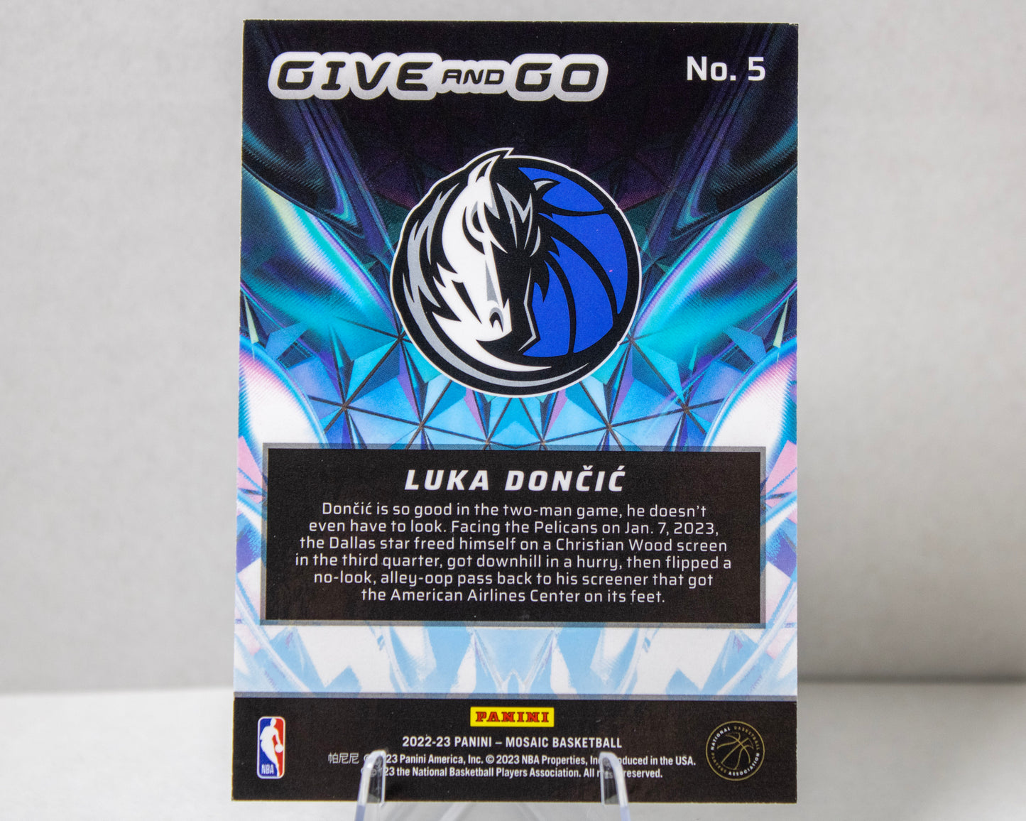 Luka Dončić Give and Go #5 – Panini Mosaic Basketball Dallas Mavericks