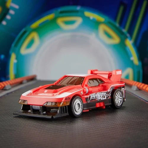 Transformers Collaborative Hot Wheels GT Scorcher Action Figure